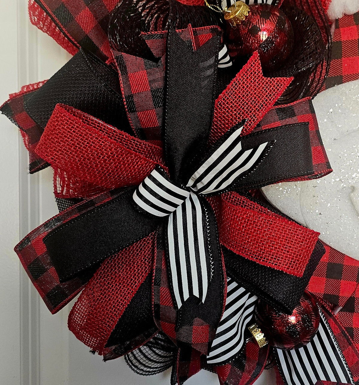 Buffalo Plaid Snowman Wreath, Red and Black Christmas Door Decor